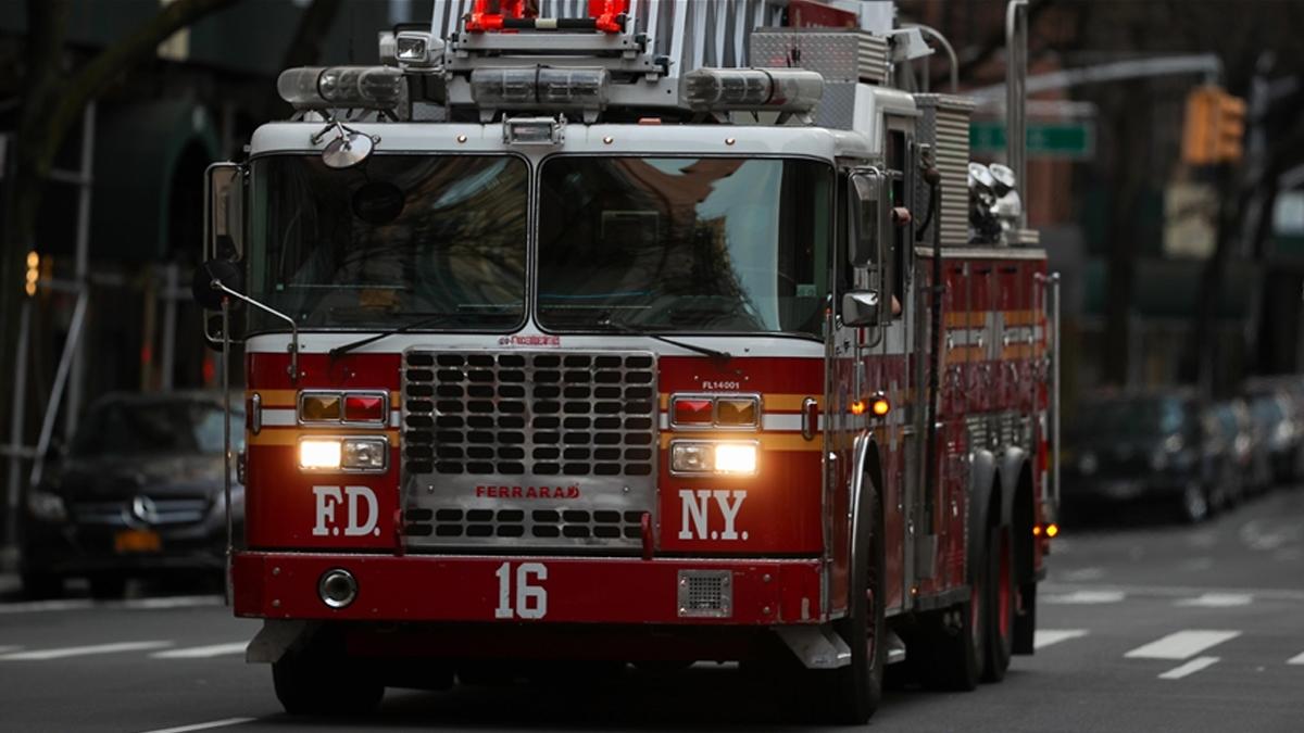 Yapay zeka tarafından oluşturulan sahte yangın fotoğrafı Texas'taki lisede panik oluşturdu...