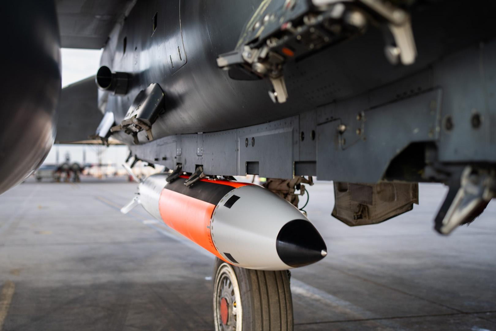 ABD'nin B61-12 nükleer bomba testinin perde arkası açığa çıktı