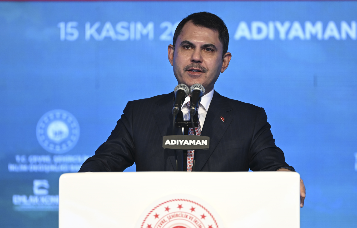 Bakan Kurum: Evine kavuşmamış tek bir depremzede kardeşimizi bırakmayacağız