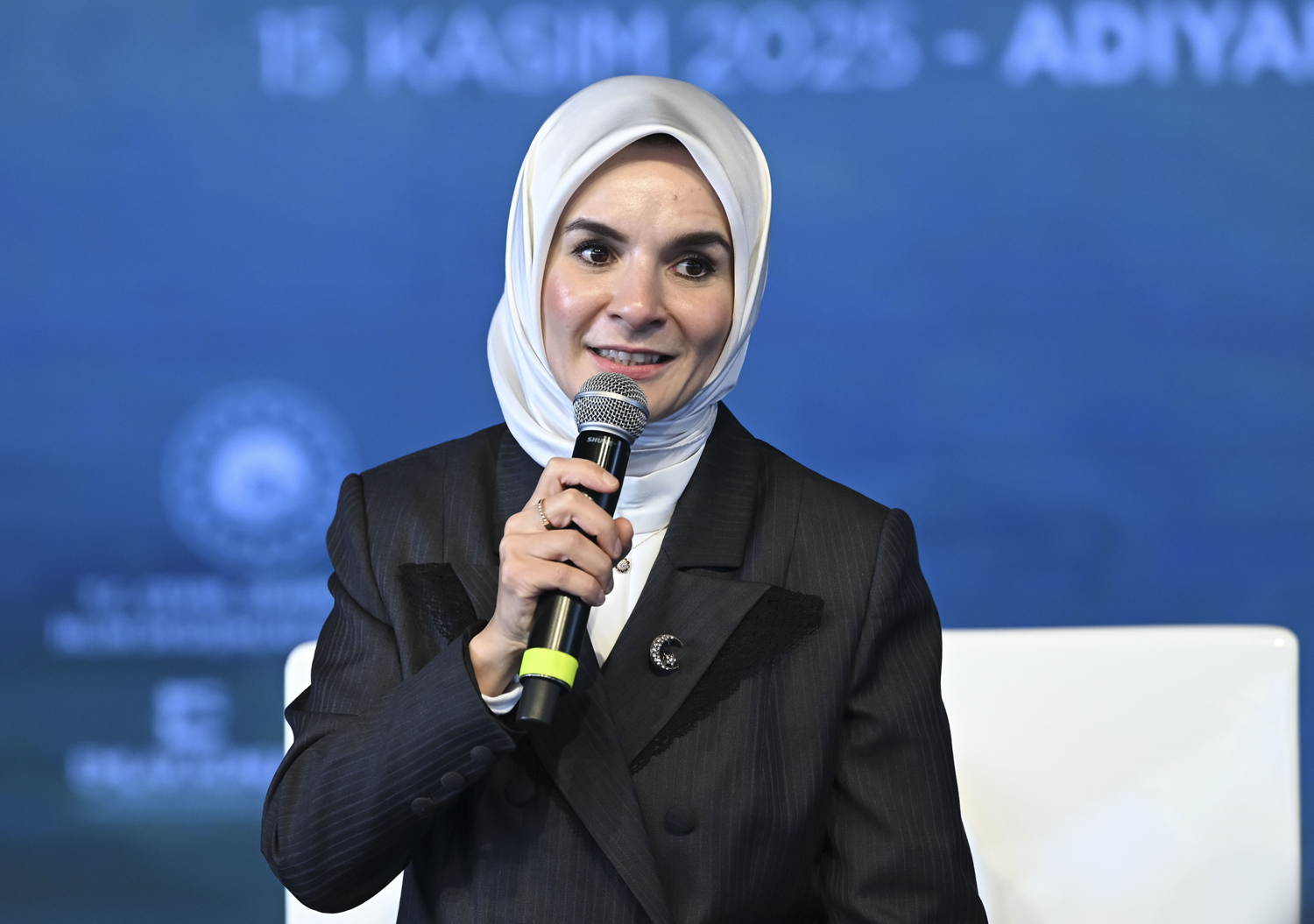 Depremzedeler yeni yuvalarına kavuşuyor! Bakan Göktaş: Çok güzel eserler inşa edildi