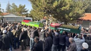 Gıda zehirlenmesinden ölen aile Bolvadin'de toprağa verildi