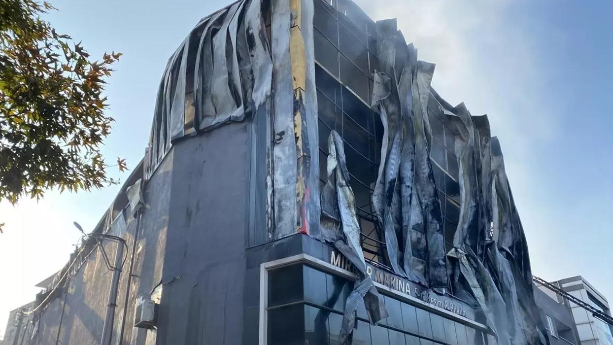 Kocaeli'nden acı haber... Fabrika yangınındaki ölü sayısı 7'ye yükseldi