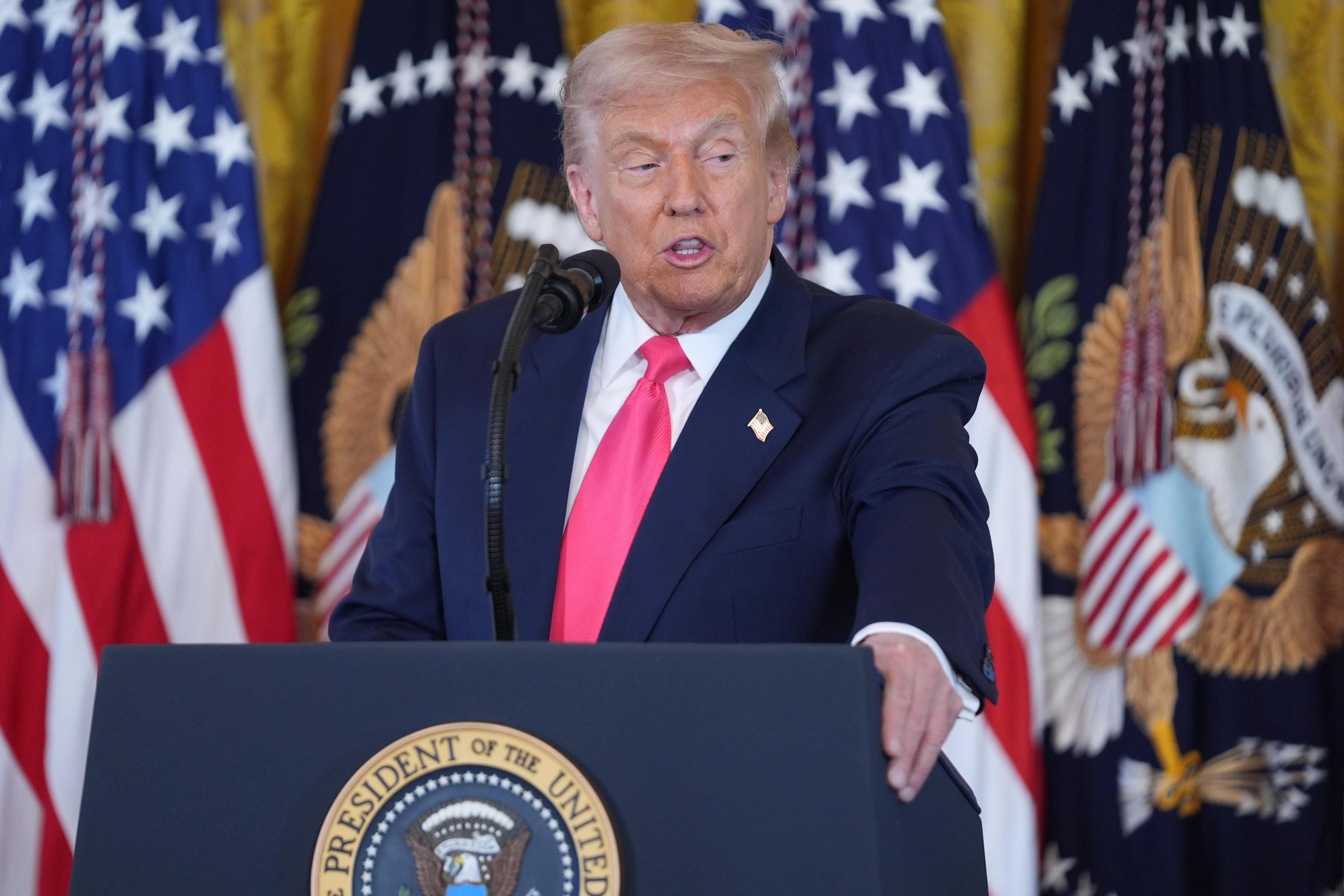 Trump gıda ürünlerindeki tarifeleri kısmen geri alıyor