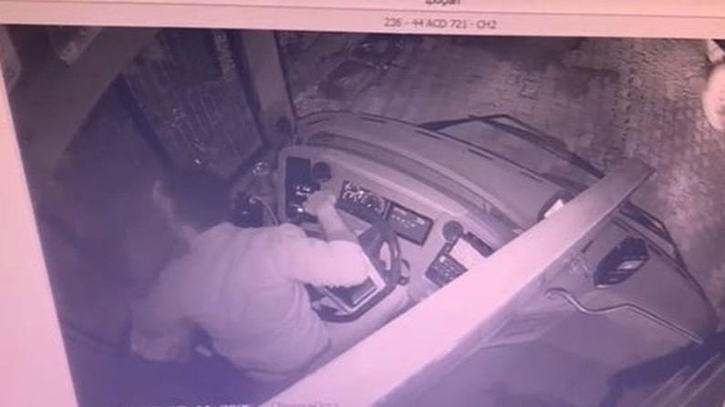 Yolcu dolu otobüse kurşun yağdırdı! Dehşet anları böyle görüntülendi