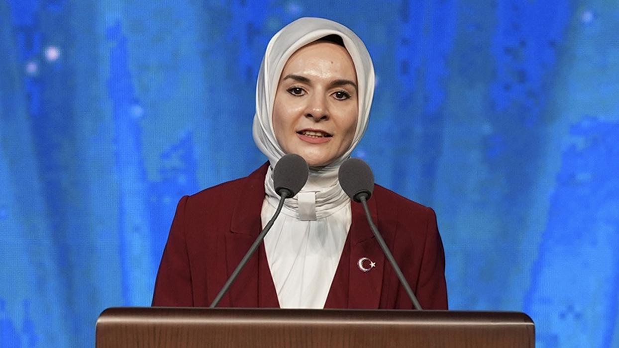 Bakan Göktaş: Çocuklarımızın dijital ortamlarda güvenliğini korumak öncelikle anne babaların rehberliğiyle mümkündür