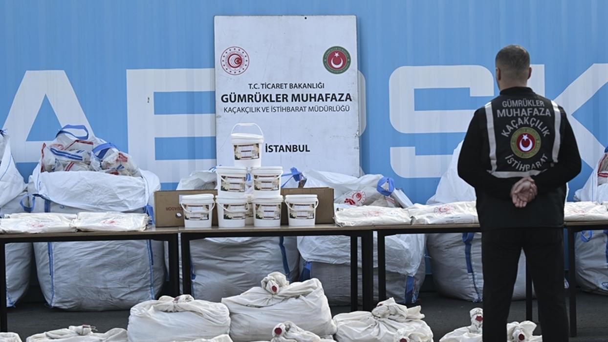 3 ilde 1 ton 65 kilogram esrar ele geçirildi