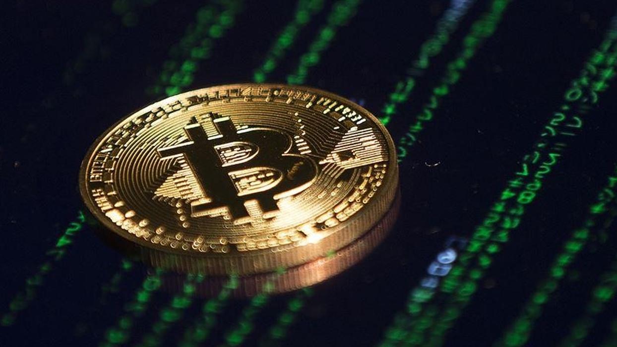 Bitcoin nisandan beri en düşük seviyeye geriledi
