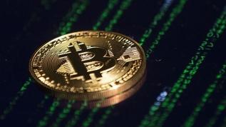 Bitcoin nisandan beri en düşük seviyeye geriledi
