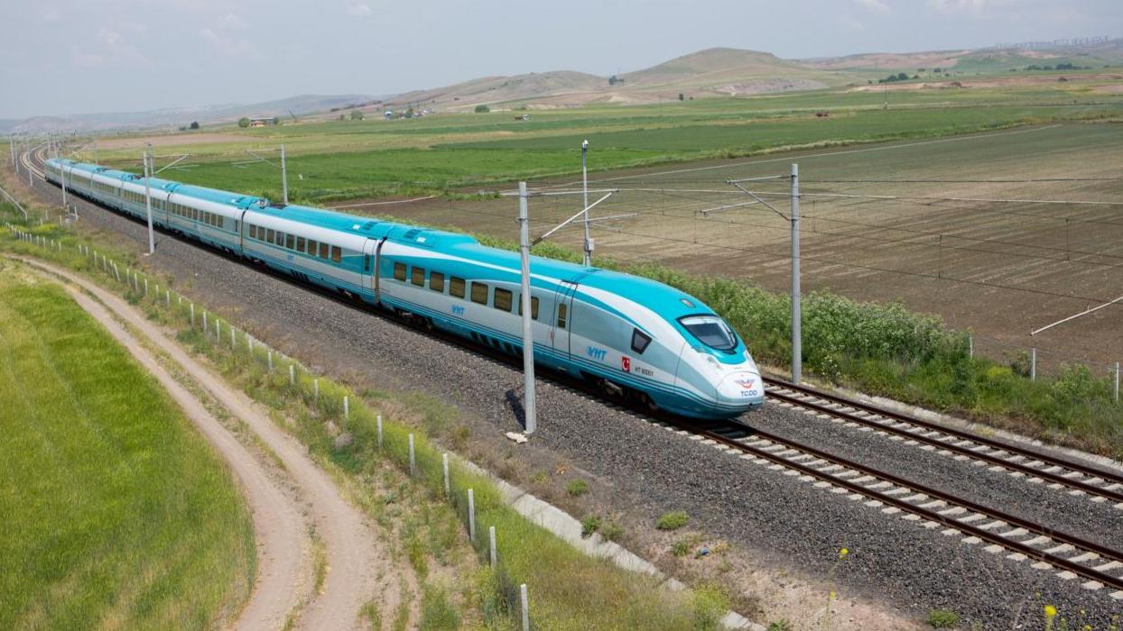 Tren biletlerinde öğretmenlere yüzde 50 indirim