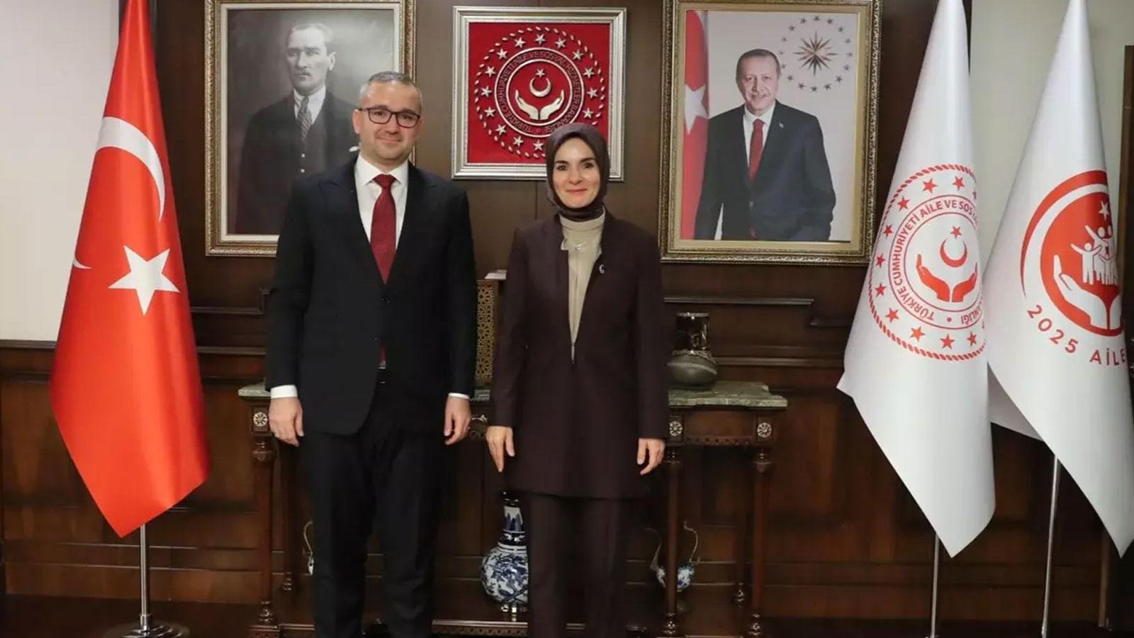 Bakan Göktaş ile TCMB Başkanı Karahan bir araya geldi