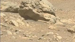 İnanılmaz keşif! NASA'nın gezgini Mars'ta uzaydan gelen taşı tespit etti