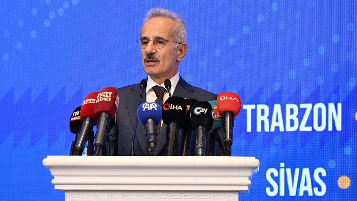 Bakan Uraloğlu: Önümüzdeki sene 5G teknolojisiyle ülkemizi tanıştırmış olacağız