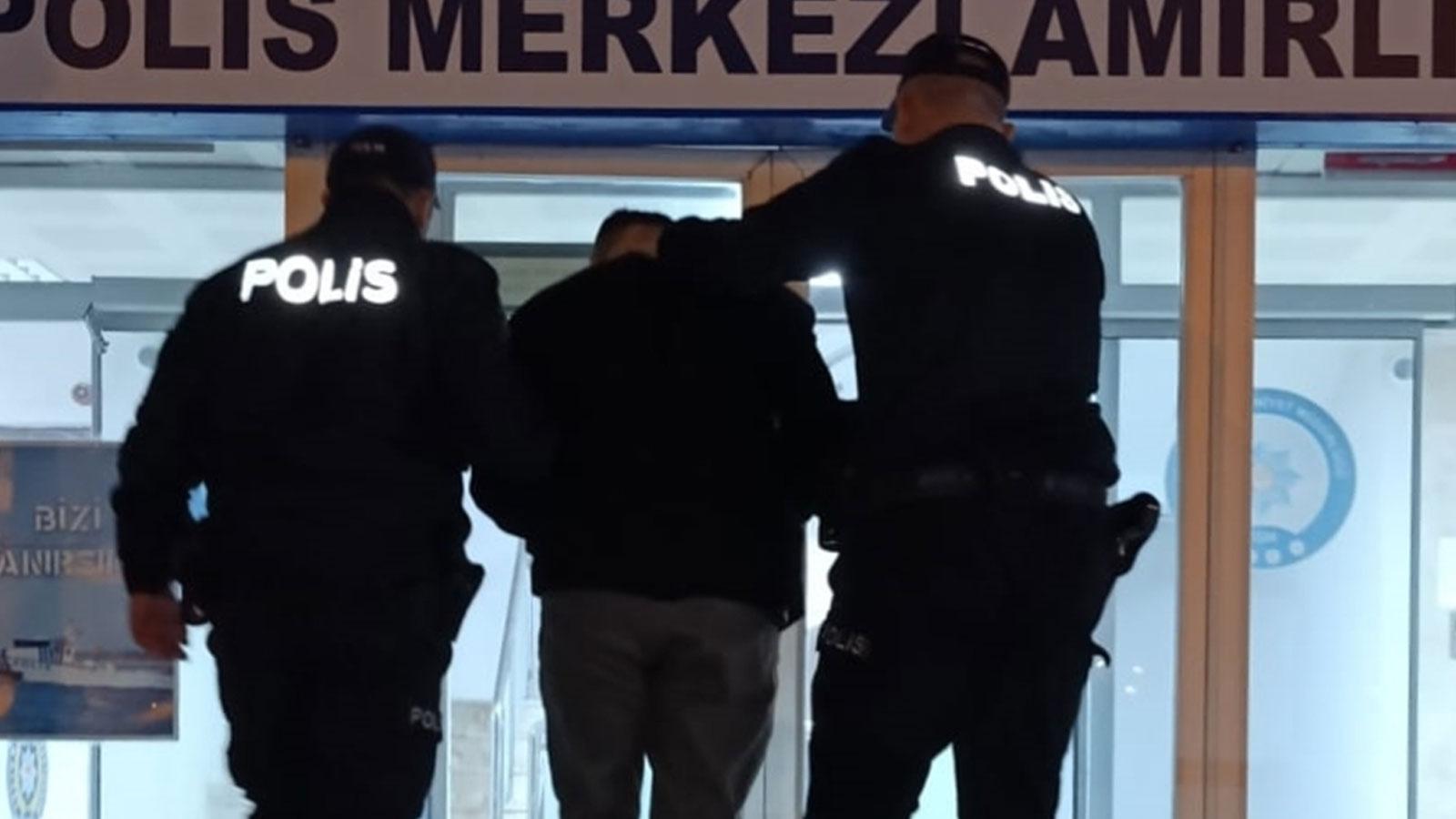 Tekirdağ'da fabrikadan bakır kablo çaldığı iddia edilen 4 zanlı tutuklandı