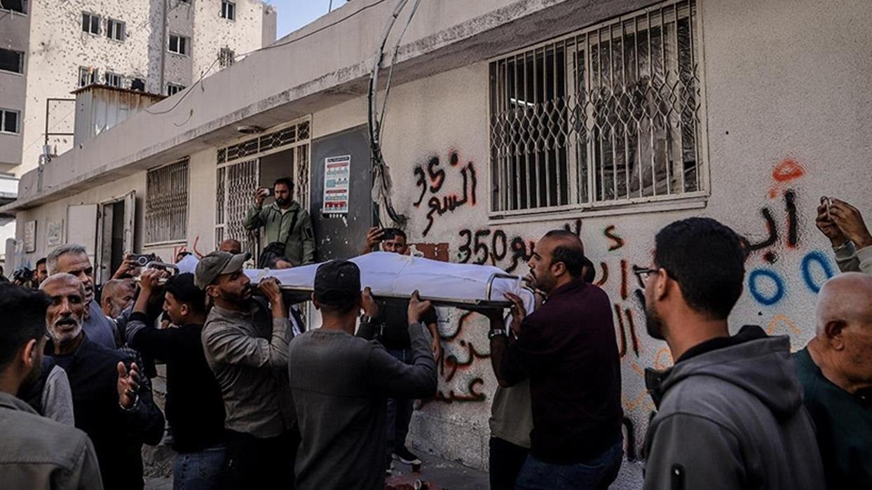 Katil İsrail'in Gazze'ye saldırılarında can kaybı 69 bin 756'ya yükseldi