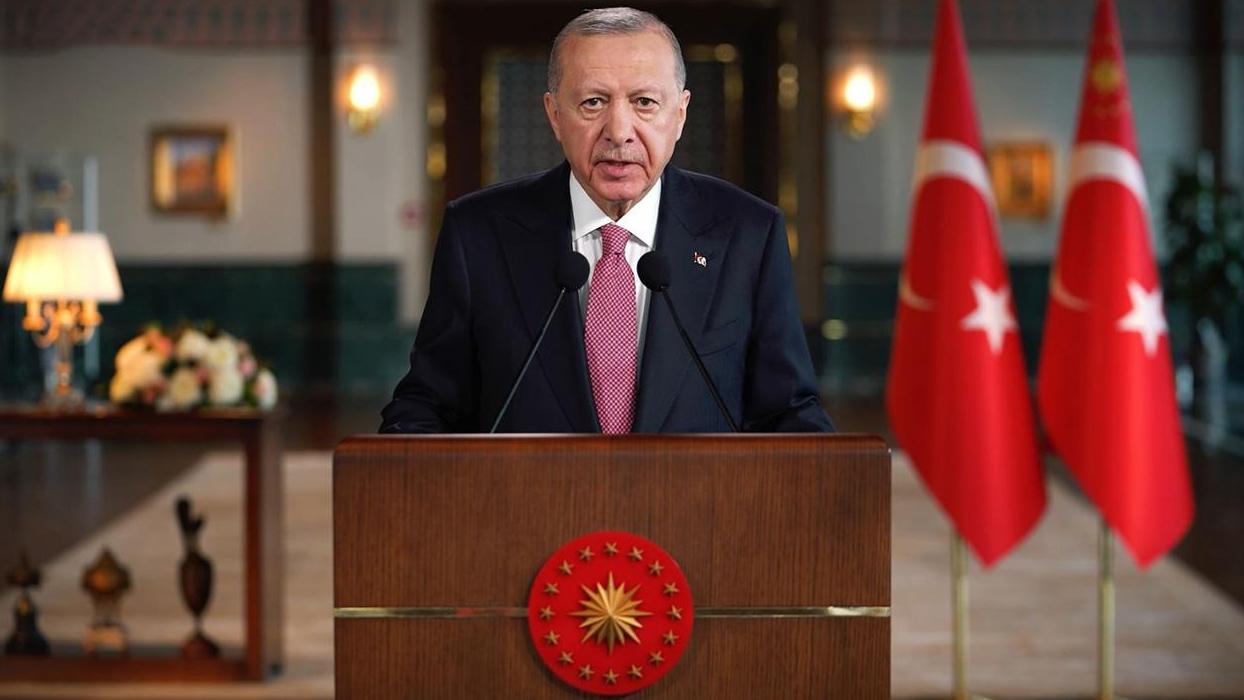 Cumhurbaşkanı Erdoğan: Türkiye Cumhuriyeti, Osmanlı miraslarını titizlikle korumaktadır