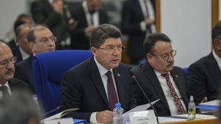 Bakan Tunç, CHP'li vekile ağzının payını verdi: Siz ne yaptınız?