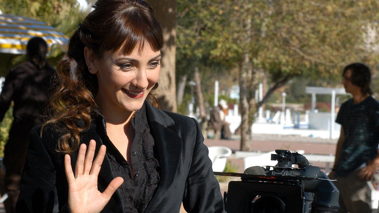 Sırra kadem basmıştı: Bakın Özlem Tekin şimdi nerede ve ne yapıyor?