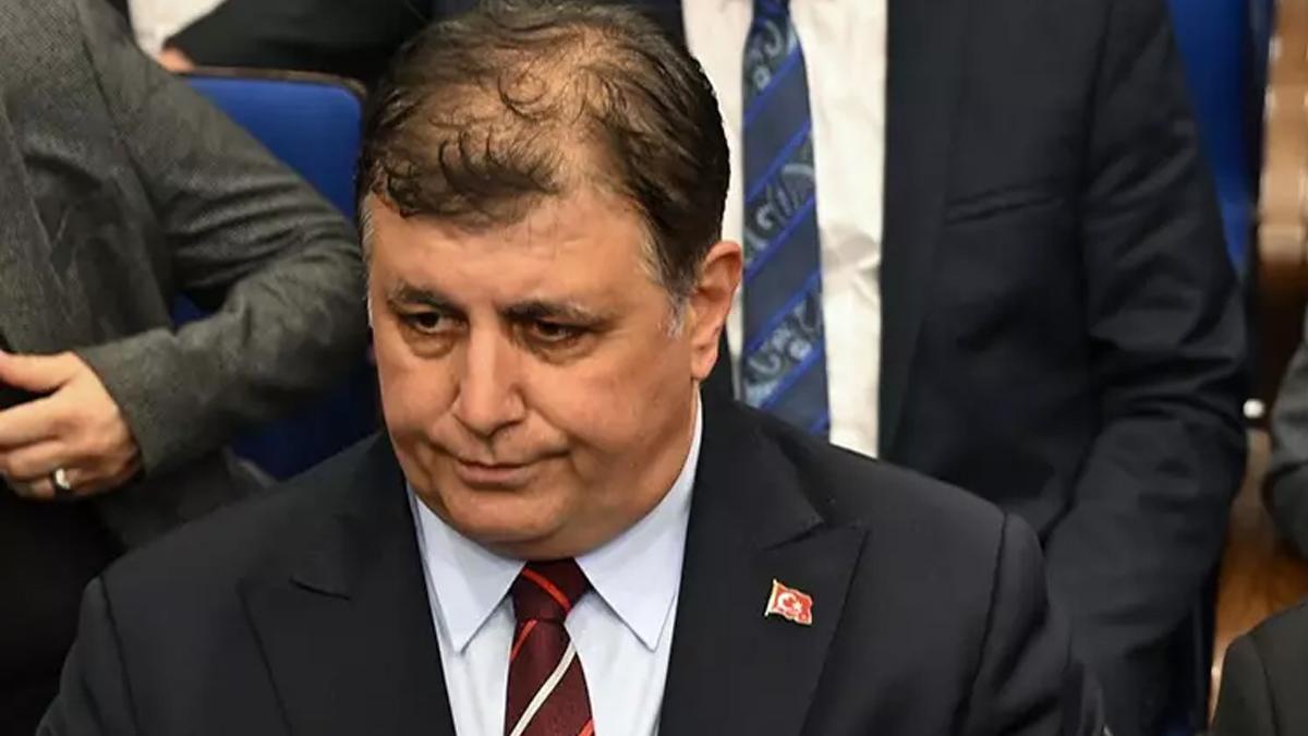 Tünel inşaatını bile beceremediler! İzmir'de vatandaşlardan CHP'li belediyeye tepki: Deprem gibi salladı