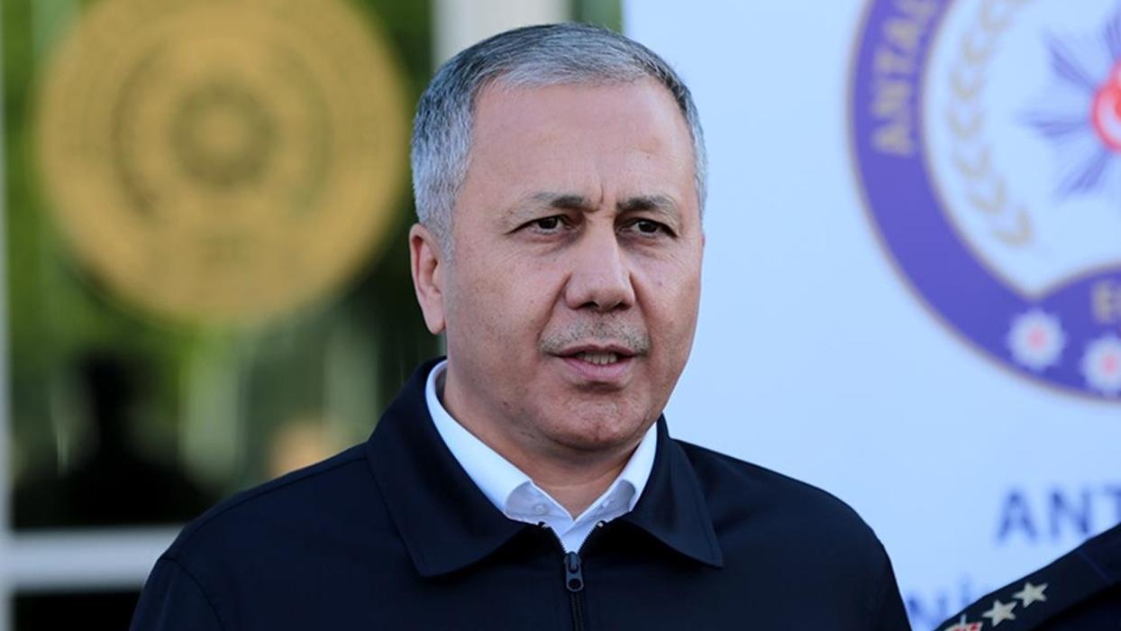 Bakan Yerlikaya: Antalya merkezli 17 ildeki Narkokapan operasyonunda 458 şüpheli gözaltına alındı