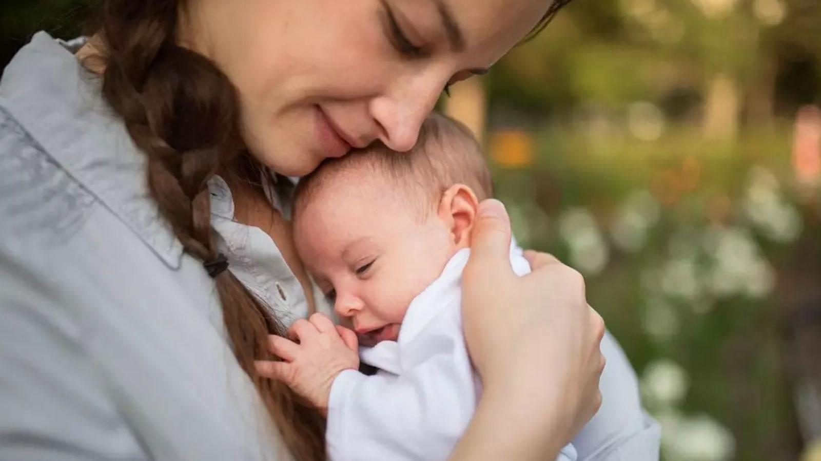 Doğum yardımı ödemeleri annelerin hesaplarına yatırıldı