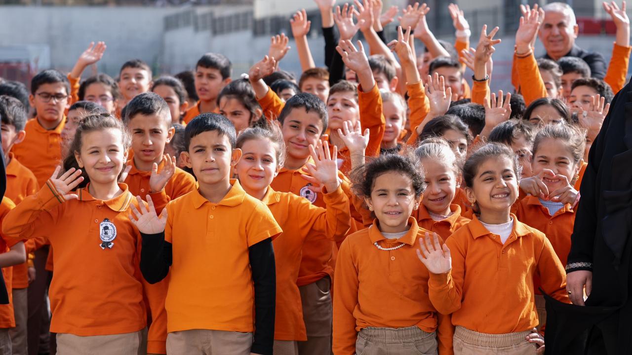 Okullarda ara tatil kalkıyor mu? Milyonlarca öğrenciyi ilgilendiren açıklama