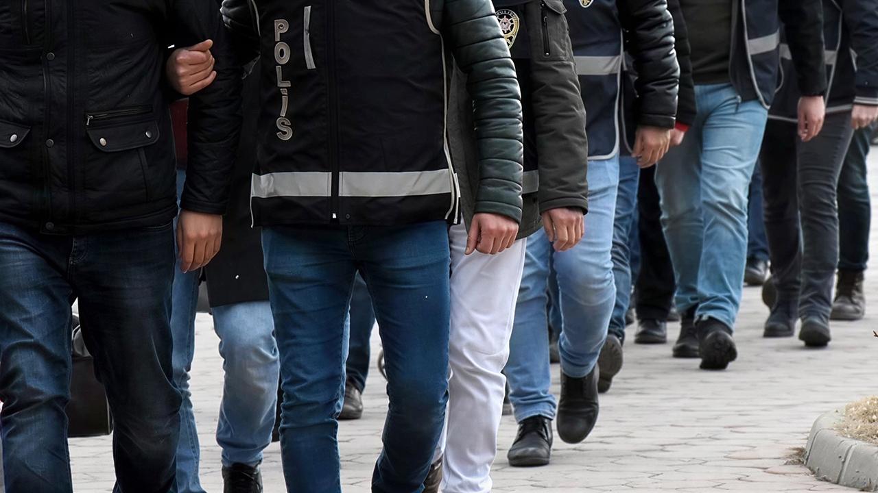 Antalya polisinden torbacı operasyonu: 458 kişi gözaltına alındı
