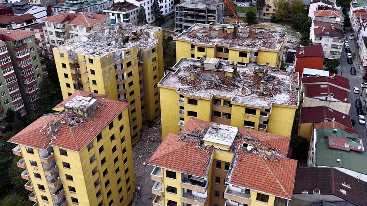 Bakan Kurum, Yarısı Bizden Kampanyası ile yeniden inşa edilecek Doğuş Sitesinin görüntülerini paylaştı