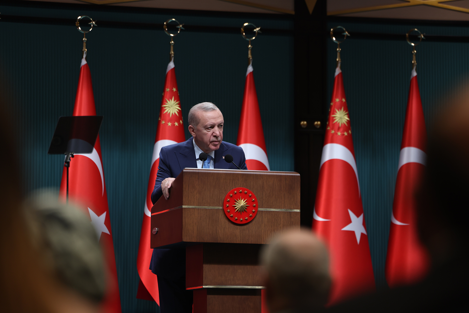 Cumhurbaşkanı Erdoğan'dan net mesaj: Dünya kırılgan bir dönemden geçiyor
