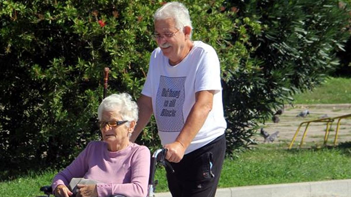 Dick Van Dyke uzun yaşamını sırrını nefret ve öfkeden uzak durmaya bağlıyor