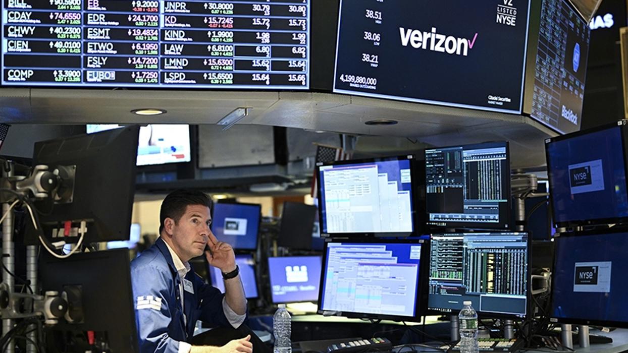 Küresel piyasalar haftaya karışık seyirle başladı