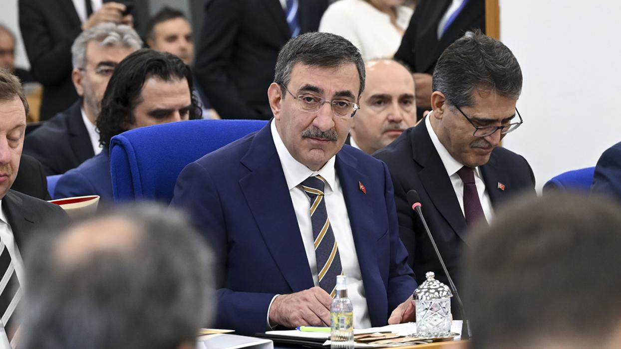 Cumhurbaşkanı Yardımcısı Yılmaz'dan iç cepheyi güçlendirme çağrısı... ''Boş yere yapılmış bir vurgu değildir''