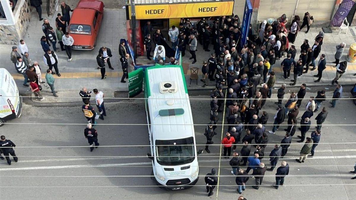 Mersin'de katliam! Önce komşularını ardından büfeciyi öldürdü