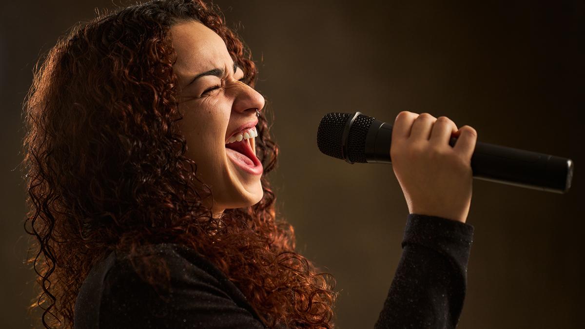 Şarkı söyleyerek hastalıklarla savaşın, ağrıyı azaltın...