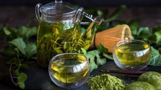 Yeşil çay ve B vitamini Alzheimer'a karşı koruma sağlayabilir