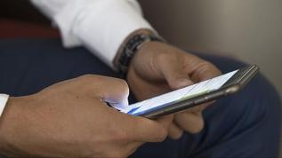 Apple ve Samsung'un baskısından sonra Hindistan o uygulamanın yüklemesinden vazgeçti