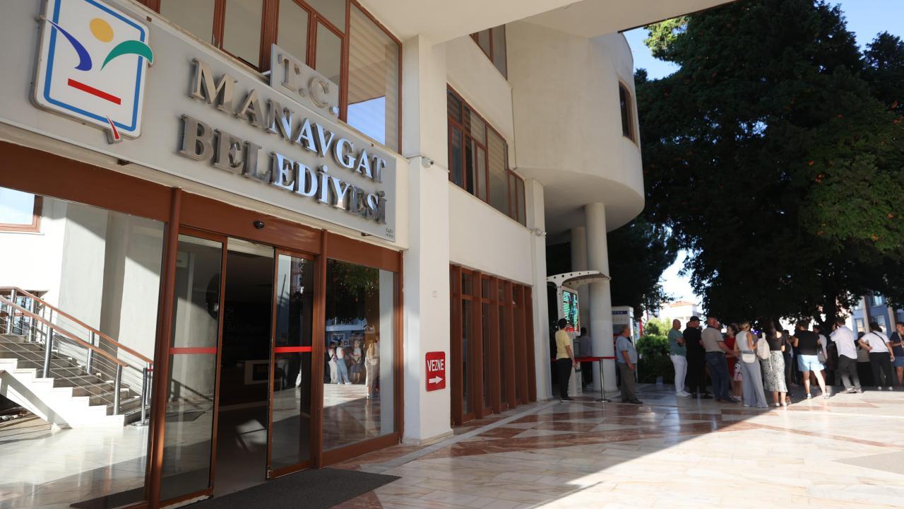 Manavgat Belediyesine yönelik soruşturmada 3 kişi tutuklandı