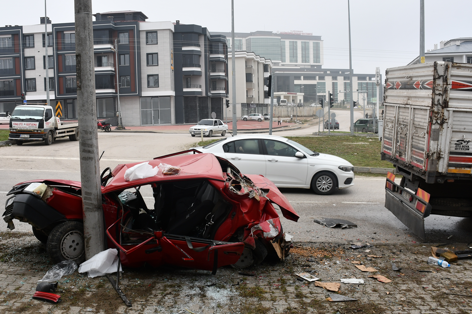 Samsun'un Vezirköprü ilçesinde trafik kazası! 4 yaralı