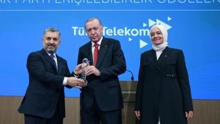 Teknolojiyle engeller aşılıyor... Türk Telekom'a Dijital Erişilebilirlik ödülü