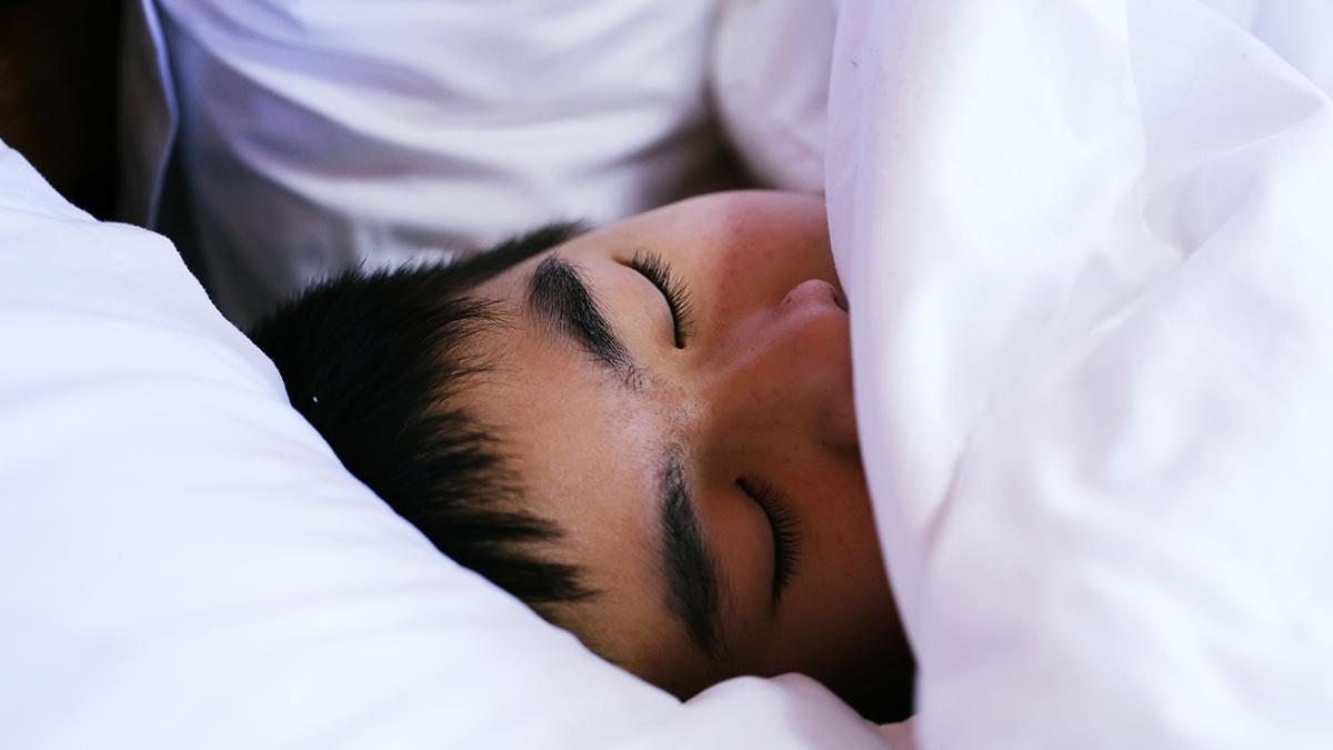 Gece yarısı uyanıklık; Tarihte yaygın olan uyku düzeni modern çağda neden ortadan kayboldu?