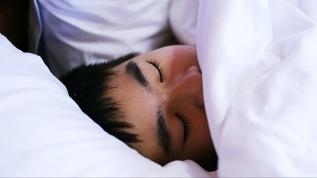 Gece yarısı uyanıklık; Tarihte yaygın olan uyku düzeni modern çağda neden ortadan kayboldu?