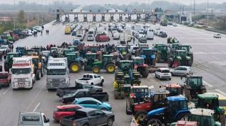 Komşuda yüksek gerilim! Protestoların etkisi Türkiye sınırına kadar uzandı