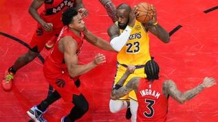 LeBron James'in 1.297 maçlık çift haneli sayı serisi sona erdi