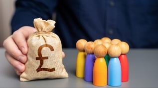 Pahalı vizeler İngiltere'nin en yetenekli bilim insanlarını yıldırıyor