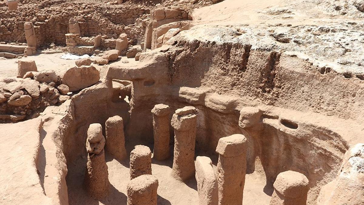 Türkiye'de 11 bin yıllık gizemli heykelcik bulundu