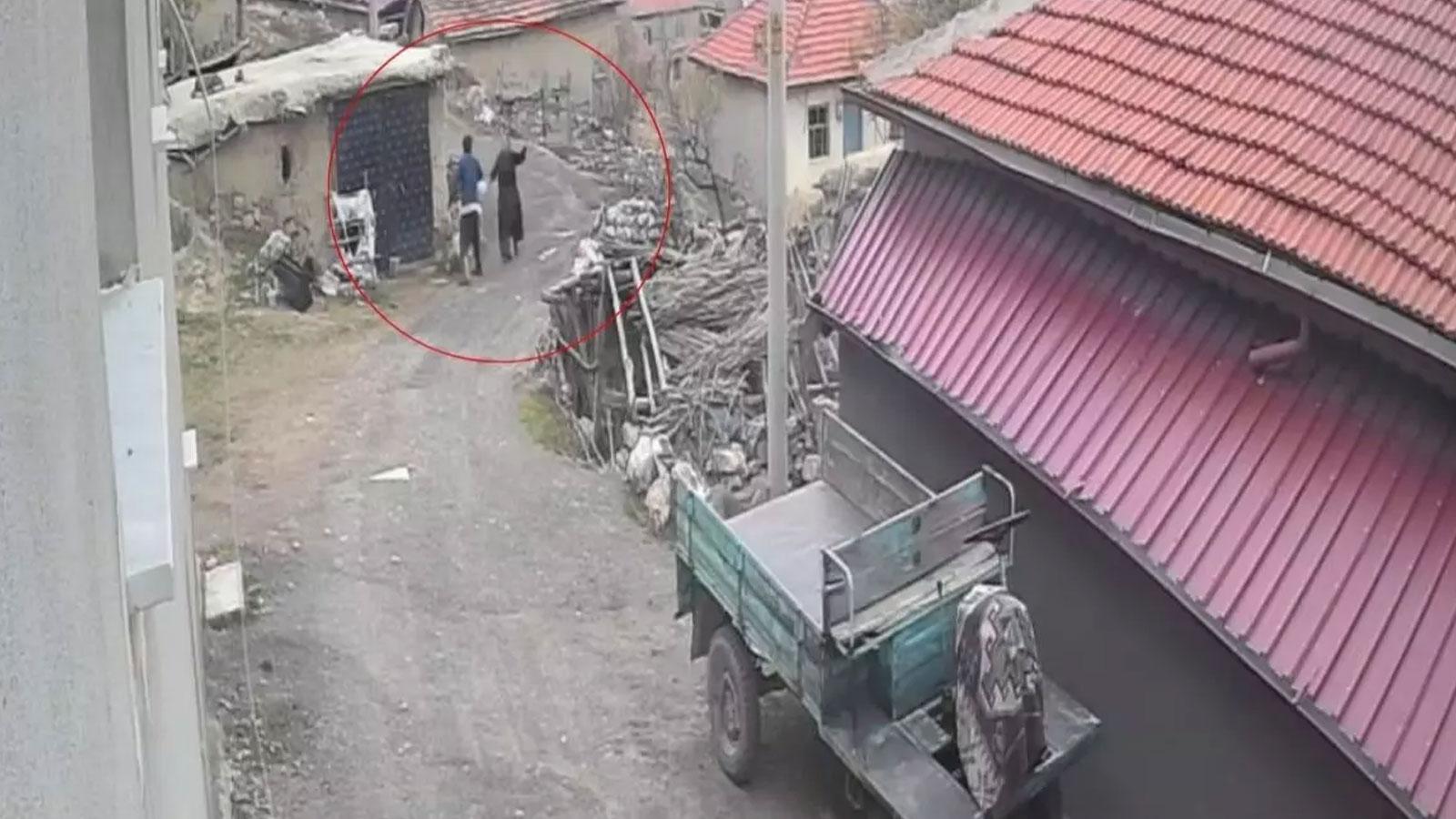 Afyonkarahisar'da eşine şiddet uygulayan koca kamerada yakalandı