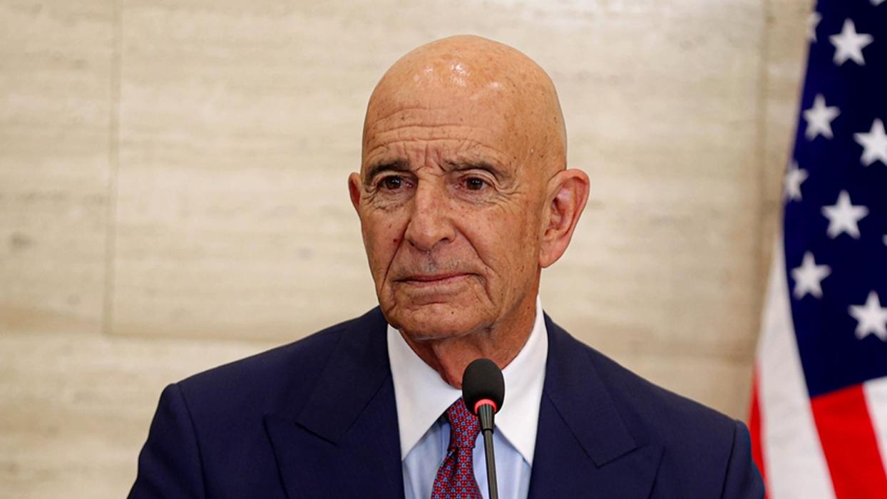 Bölge ülkelerinin yönetim şekline kendilerinin karar vermeleri gerektiğini söyledi