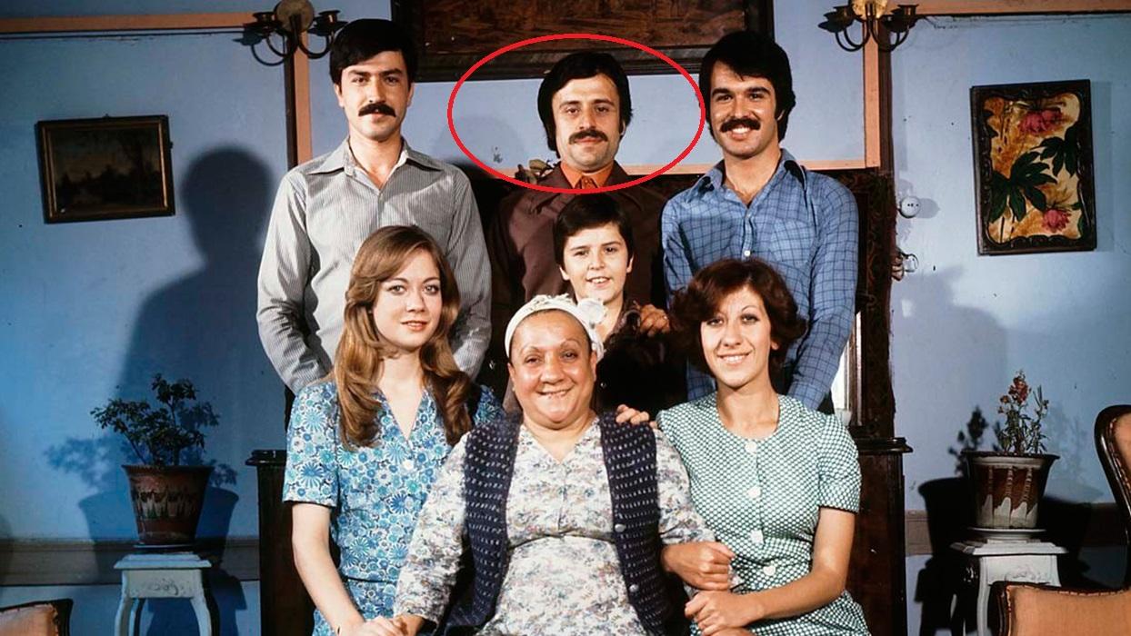 Şevket Altuğ'un eşi yıllardır seyrettiğimiz kişiymiş! Meğer o filmde Kemal Sunal'ın...