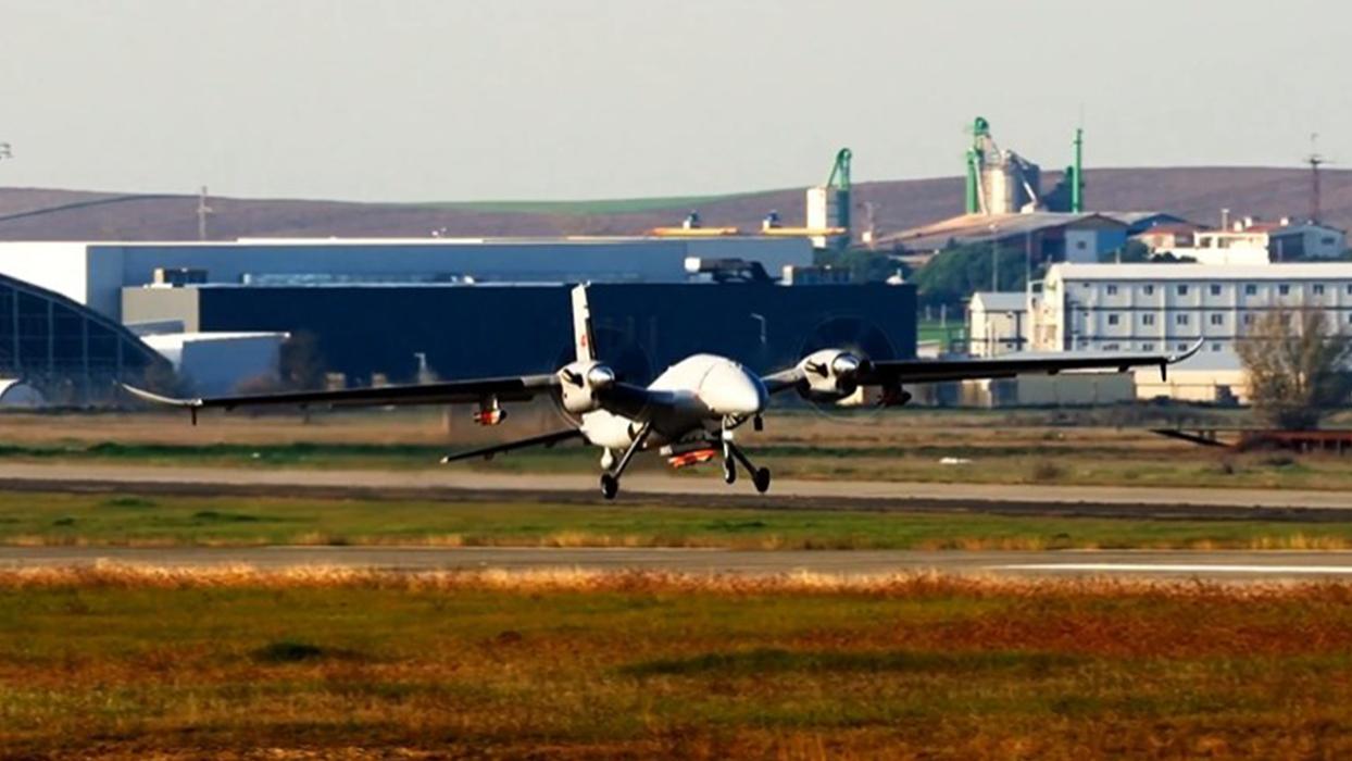 Türk havacılığının altın çağı! TOLUN-F'den tam isabet