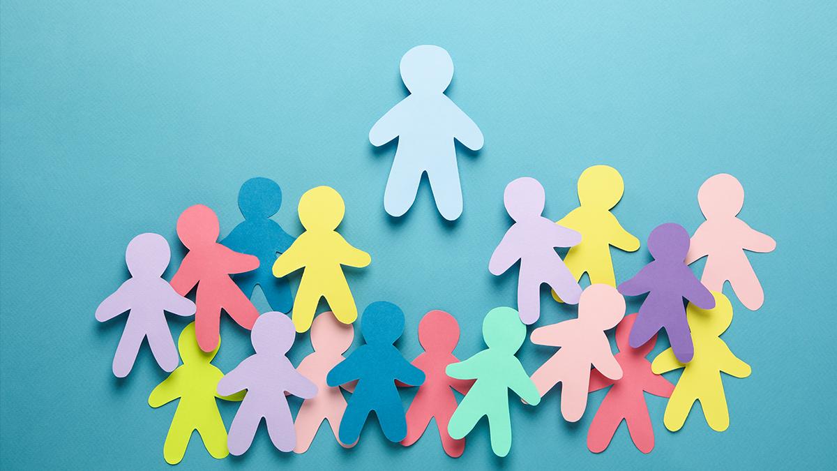 Evrenin ilk zeki varlıkları arasında insanlar olabilir mi?