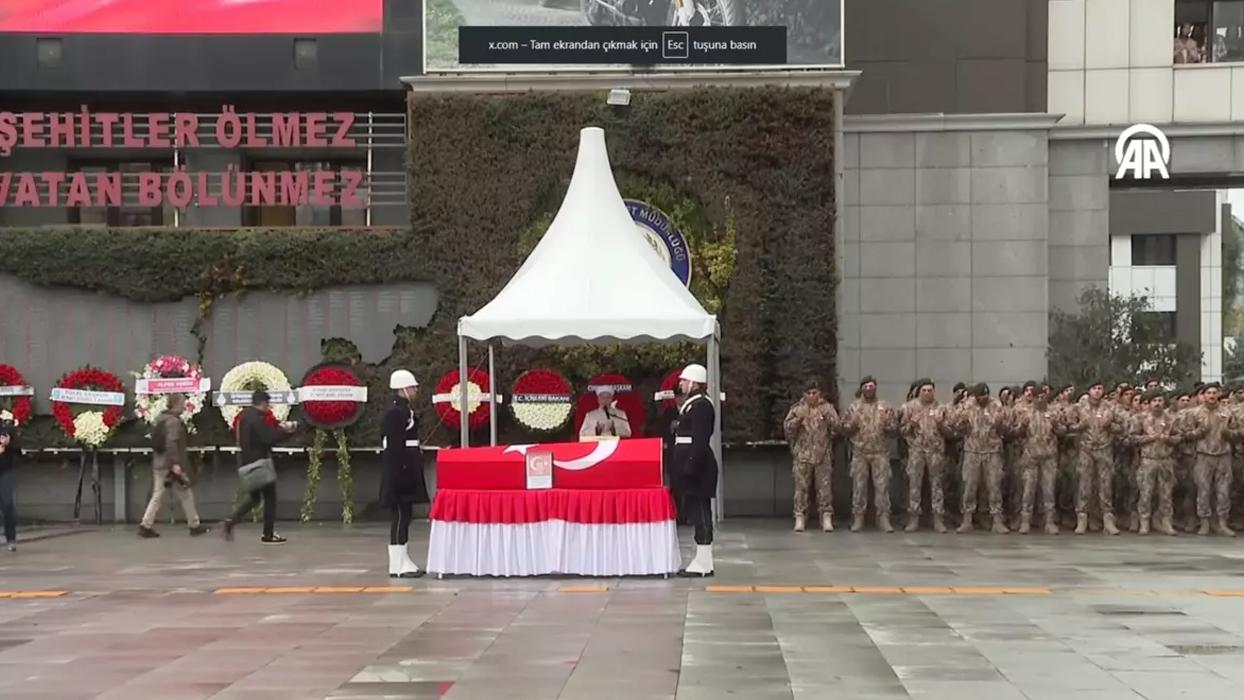 Narkotik operasyonunda şehit olan polis Emre Albayrak için tören düzenlendi